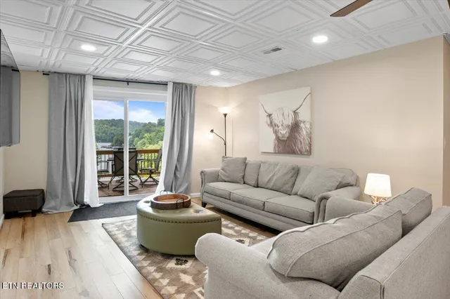 $875,000 | 824 Deerfield Way, La Follette, TN 37766