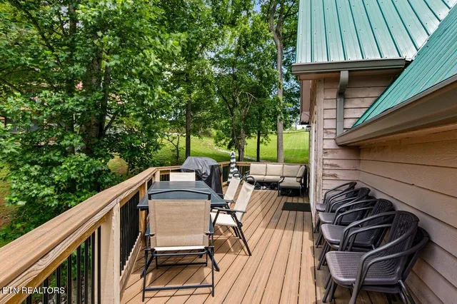 $875,000 | 824 Deerfield Way, La Follette, TN 37766