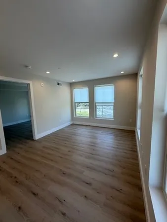 $2,372 | 186 Bedford Street, Unit 211, Lexington, MA 02420