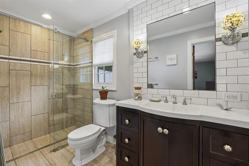 6879 Vic-Ar Road Peachtree Corners, GA 30360 - Photo 5 of 55