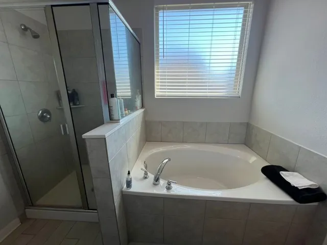 $2,250 | 124 Old Stagecoach Road, Jarrell, TX 76537