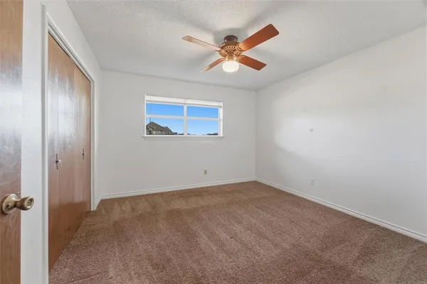 $3,800 | 119 Lakeshore Drive, Waxahachie, TX 75165