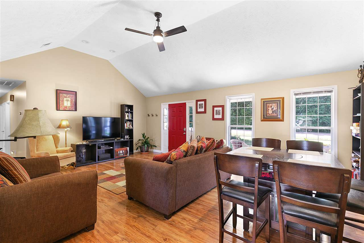 348 Pleasant Plains Road Jackson, TN 38305 - Photo 3 of 19 Photo 3