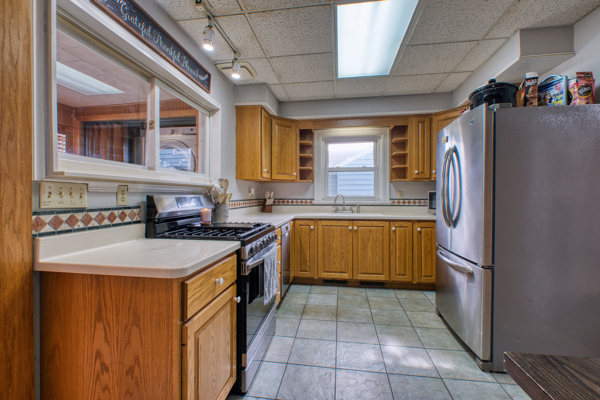 922 9th Avenue Fulton, IL 61252 - Photo 9 of 31