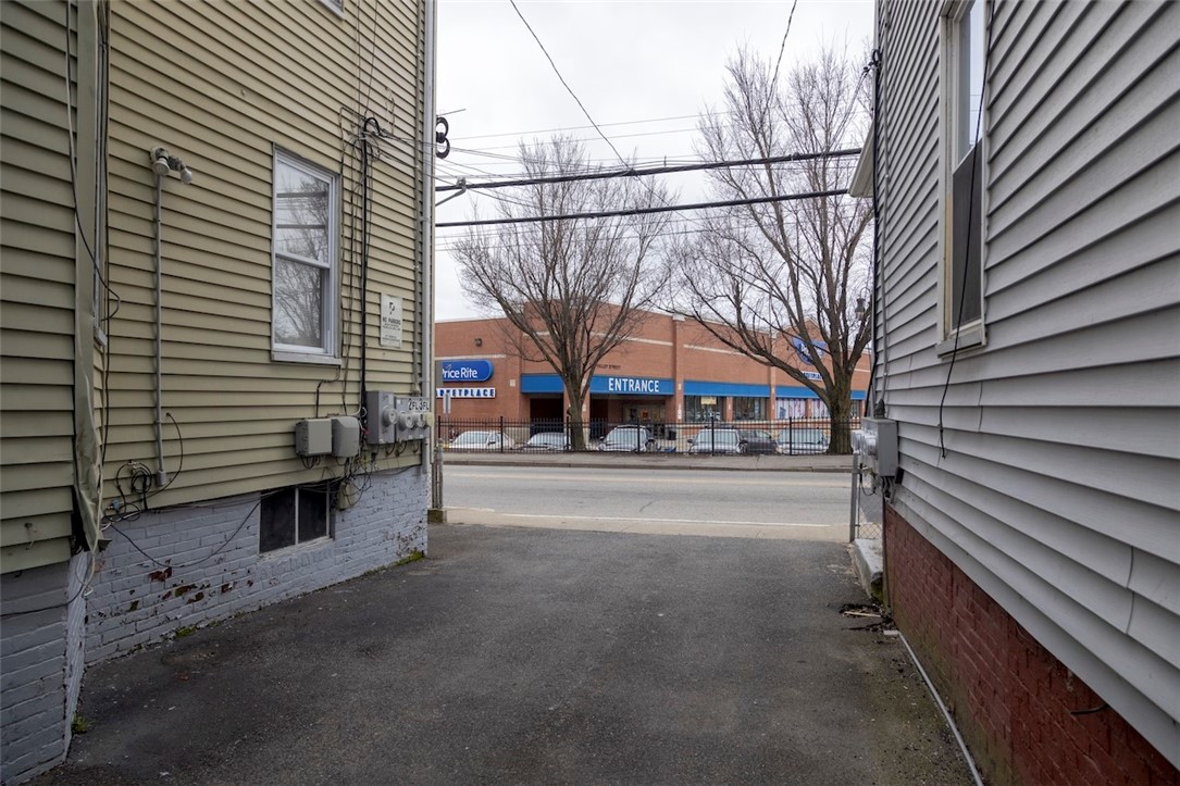 320 Valley Street Providence, RI 02908 - Photo 32 of 34