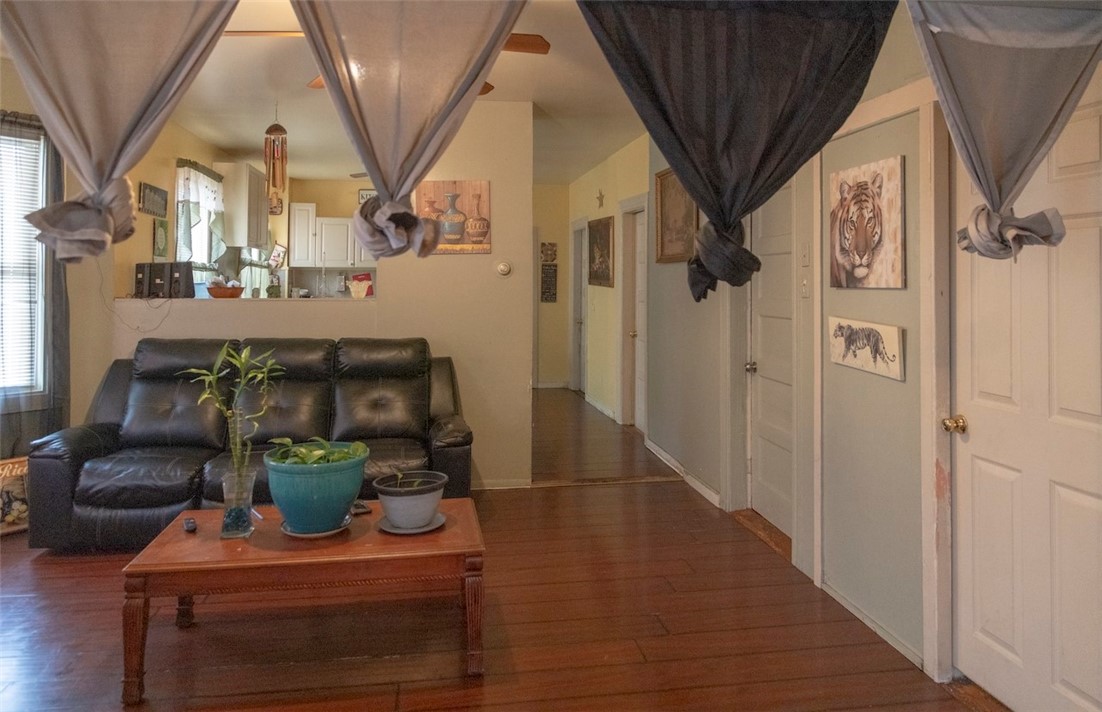 320 Valley Street Providence, RI 02908 - Photo 9 of 34
