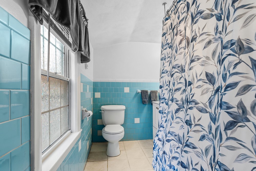 165 2nd Street Pawtucket, RI 02861 - Photo 26 of 49