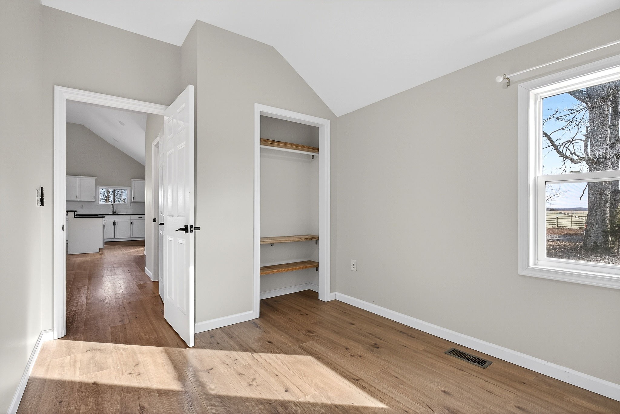 884 Swamp Road McMinnville, TN 37110 - Photo 14 of 41