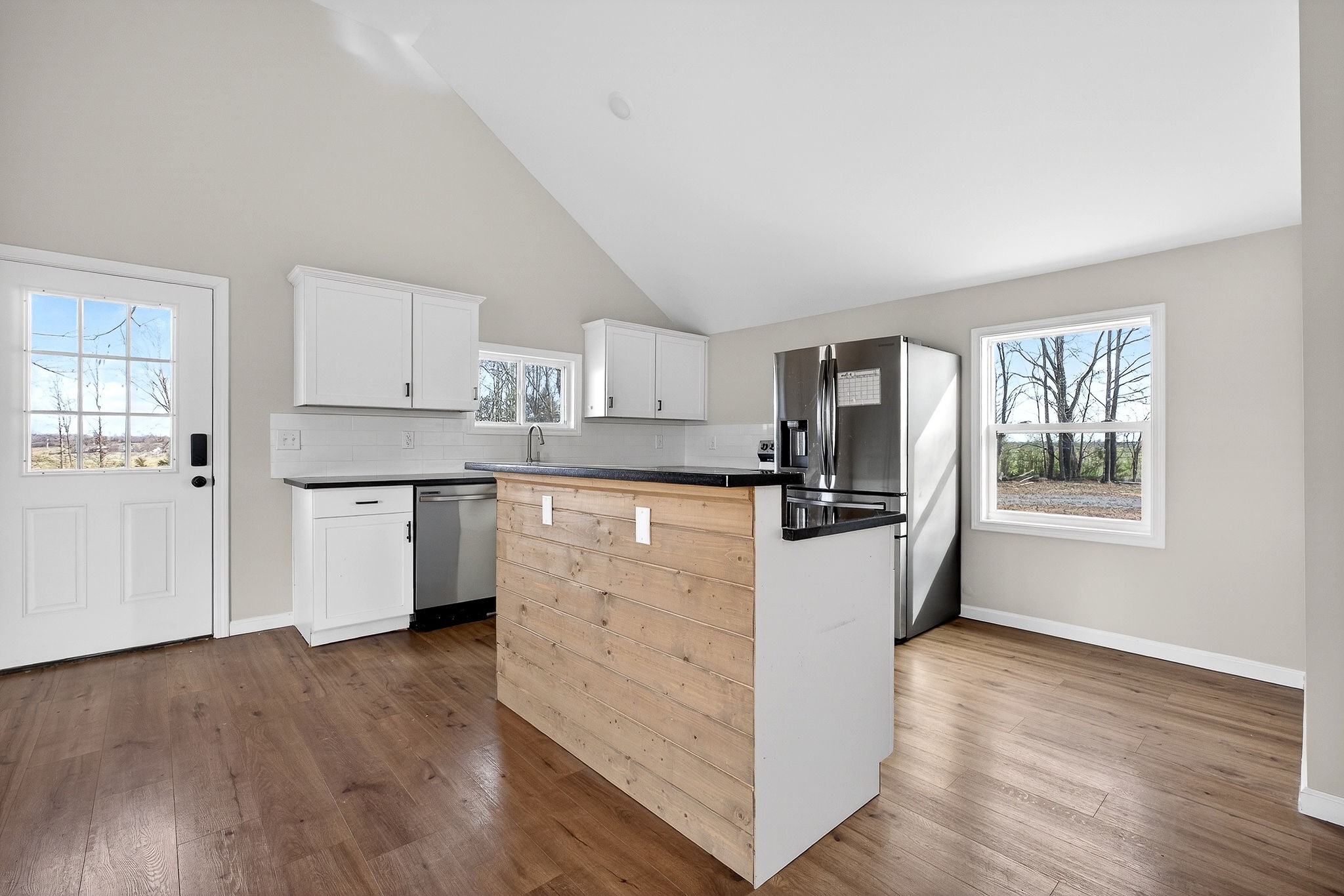 884 Swamp Road McMinnville, TN 37110 - Photo 6 of 41