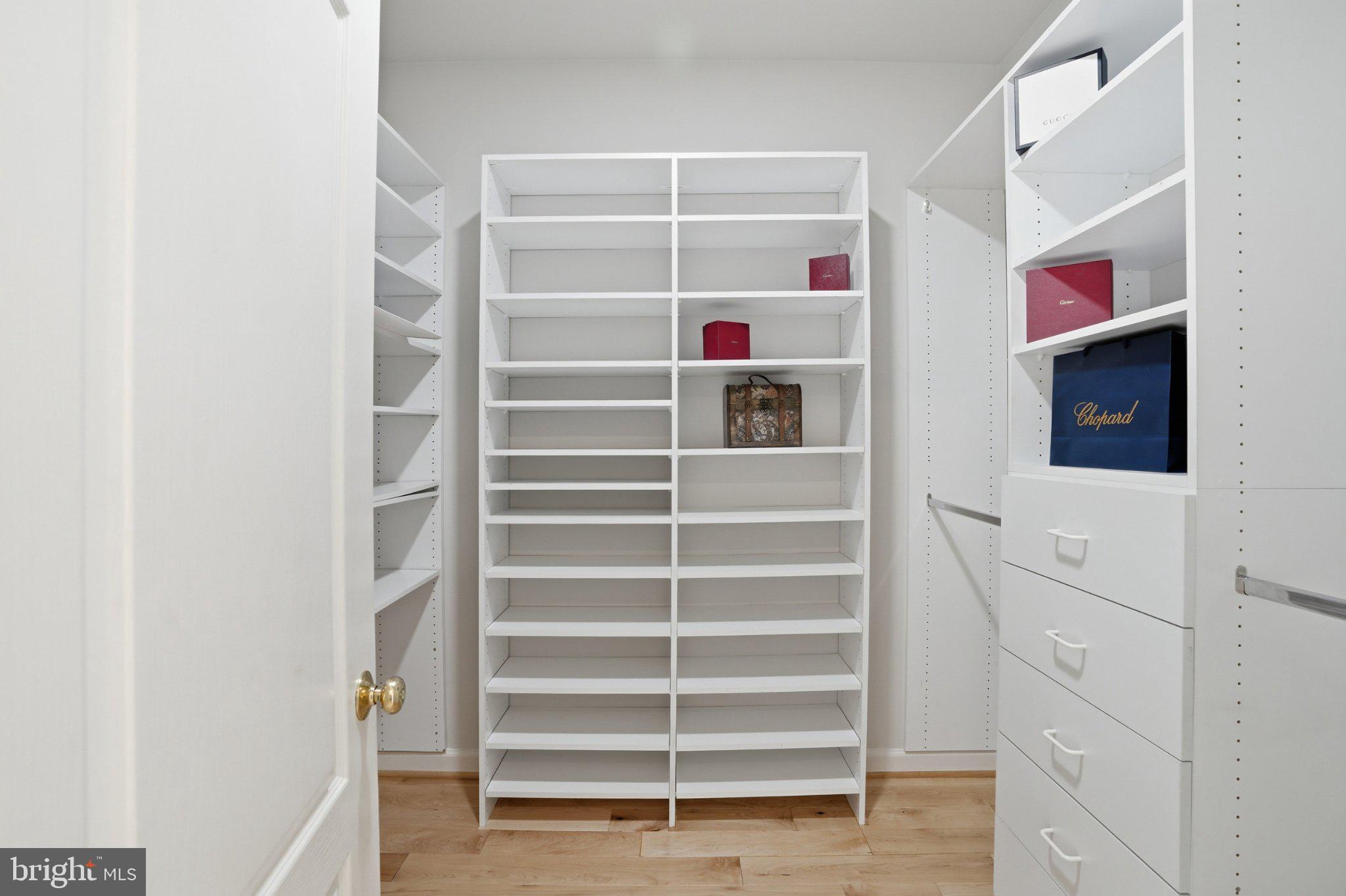 891 Chinquapin Road McLean, VA 22102 - Photo 49 of 78 Spacious, organized storage solution.