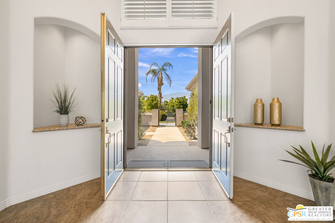 2 King Edward Court Rancho Mirage, CA 92270 - Photo 11 of 54