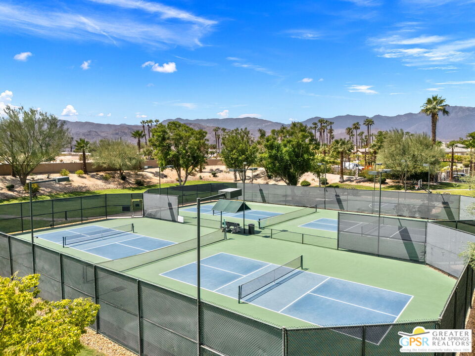 2 King Edward Court Rancho Mirage, CA 92270 - Photo 4 of 54