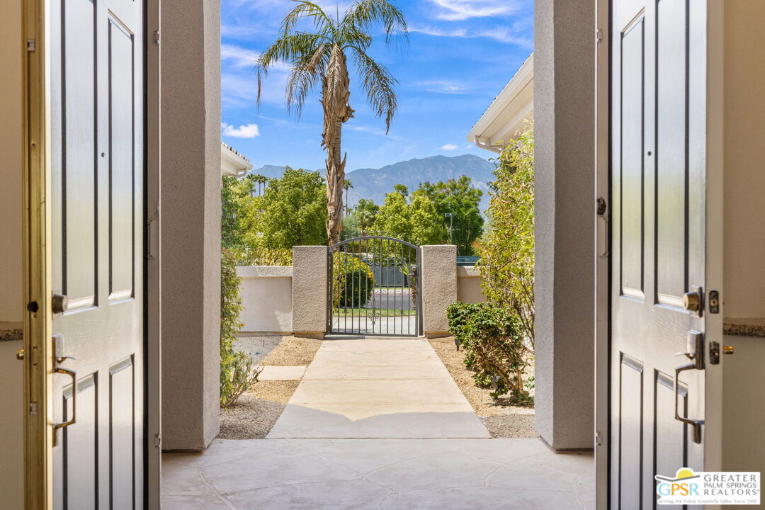 2 King Edward Court Rancho Mirage, CA 92270 - Photo 10 of 54