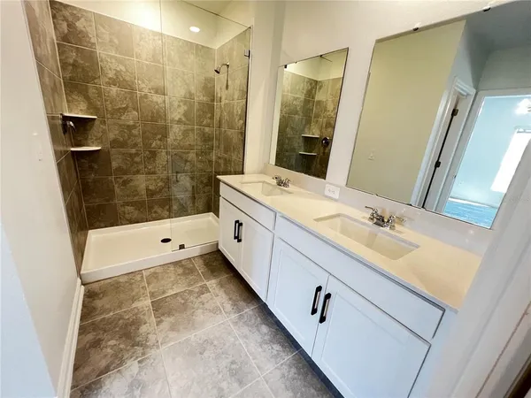 $2,000 | 2010 Punch Bowl Avenue, Davenport, FL 33837