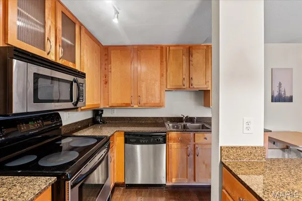 $120,000 | 5330 Pershing Avenue, Unit 205, St. Louis, MO 63112