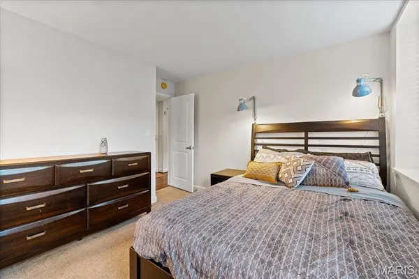 $120,000 | 5330 Pershing Avenue, Unit 205, St. Louis, MO 63112