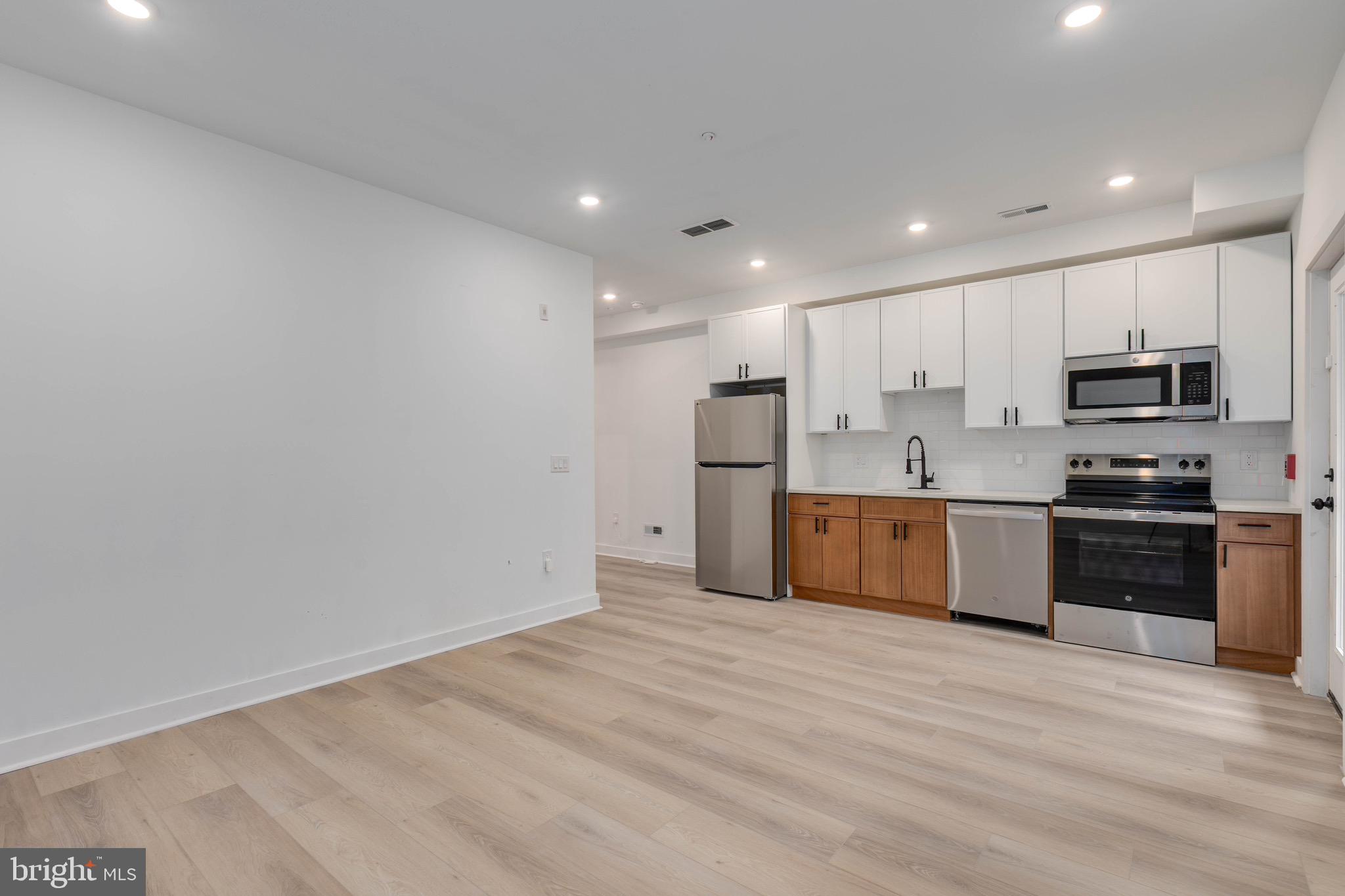 3962 Parrish Street, Unit 2 Philadelphia, PA 19104 - Photo 2 of 16