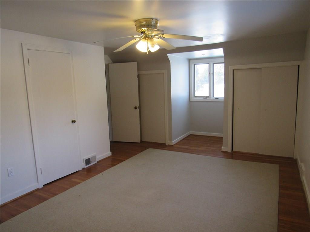 840 Ridgeview Drive Pittsburgh, PA 15228 - Photo 15 of 24 Gallery Image 15