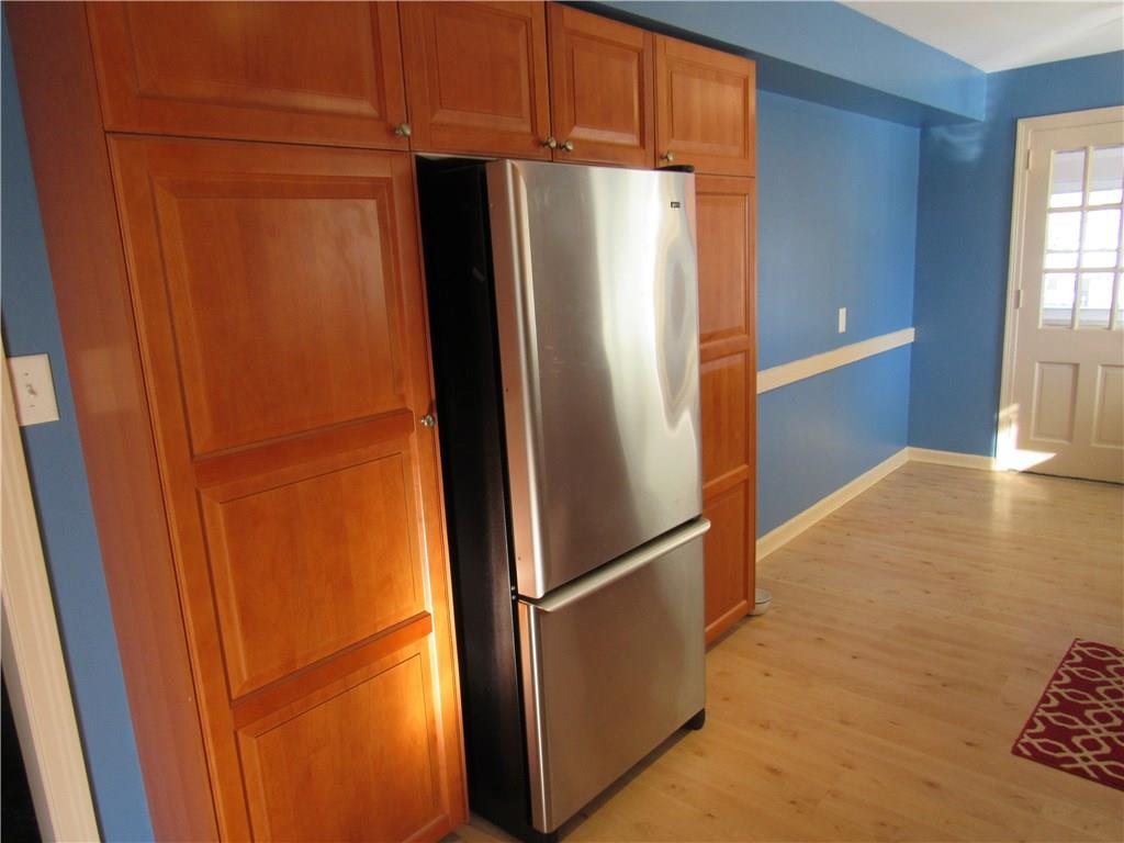 840 Ridgeview Drive Pittsburgh, PA 15228 - Photo 10 of 24 Gallery Image 10