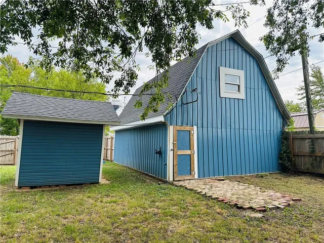 $199,900 | 516 East 5th Street, Galena, KS 66739