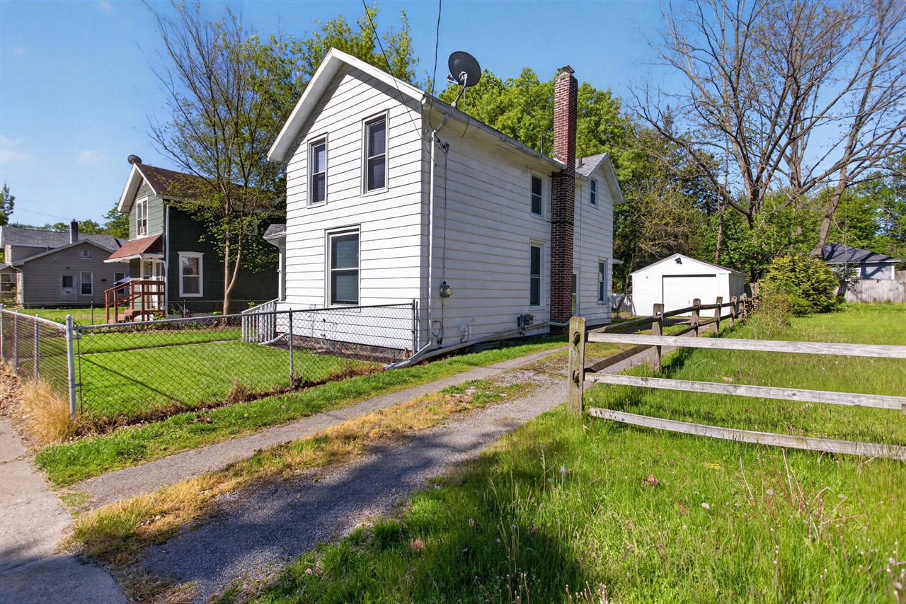 610 Backus Street Jackson, MI 49202 - Photo 4 of 53