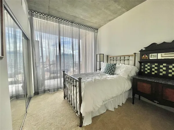 $2,700 | 155 South Court Avenue, Unit 2016, Orlando, FL 32801