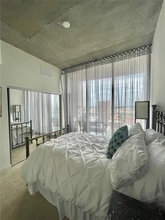$2,700 | 155 South Court Avenue, Unit 2016, Orlando, FL 32801