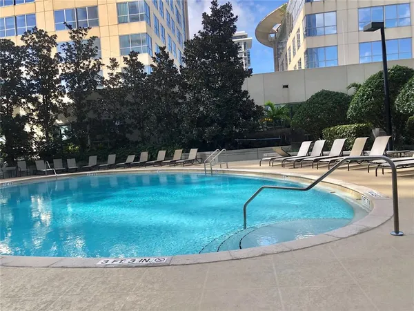 $2,700 | 155 South Court Avenue, Unit 2016, Orlando, FL 32801