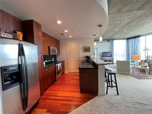$2,700 | 155 South Court Avenue, Unit 2016, Orlando, FL 32801