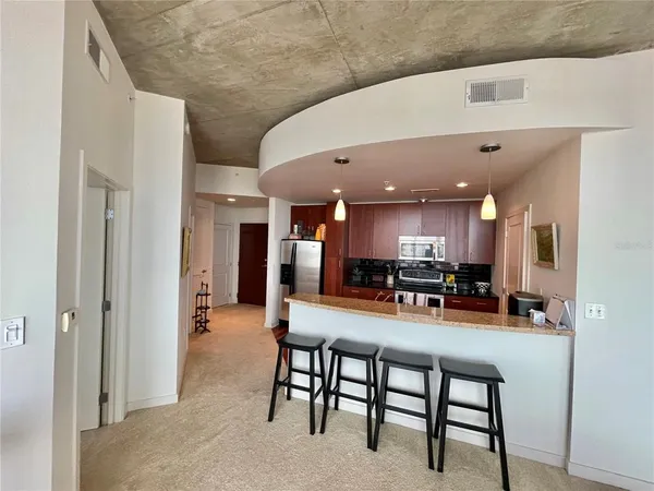 $2,700 | 155 South Court Avenue, Unit 2016, Orlando, FL 32801