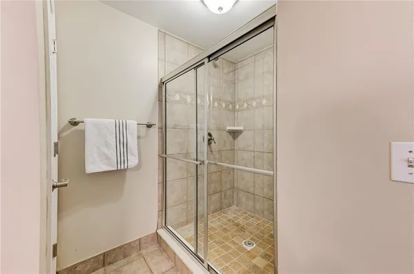 $619,900 | 185 Amberbrook Circle, Grayson, GA 30017