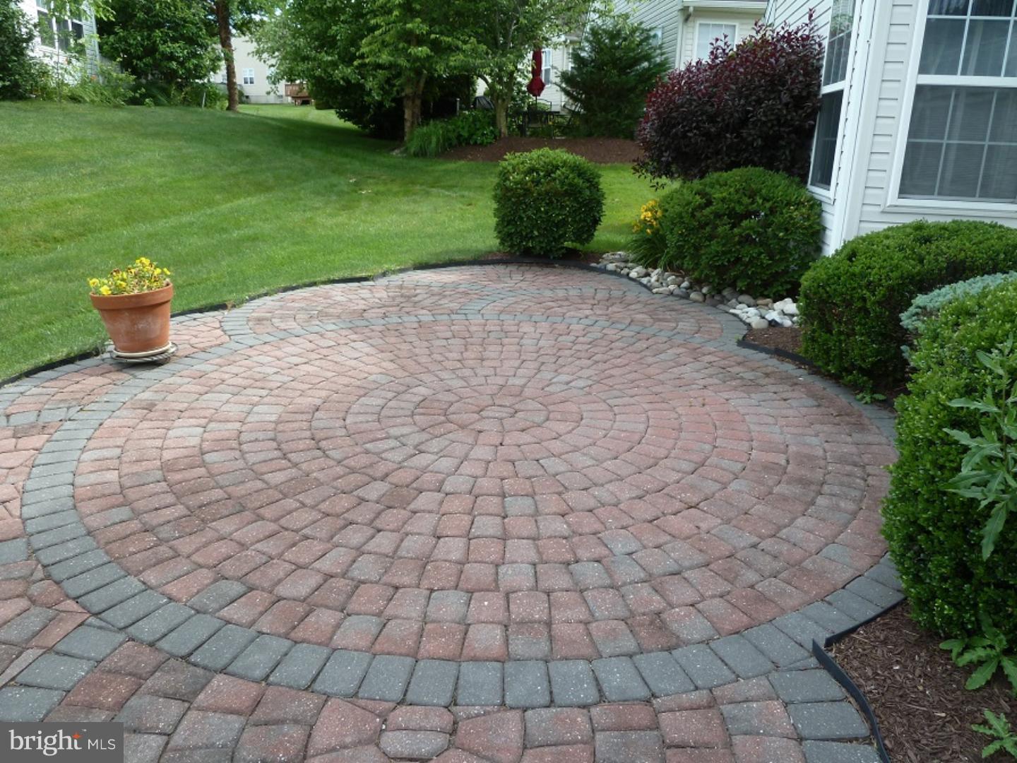 43 Bluebonnet Road Langhorne, PA 19047 - Photo 19 of 25 Patio