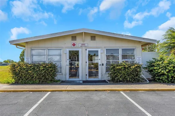 $157,500 | 106 Thatch Palm Street West, Largo, FL 33770