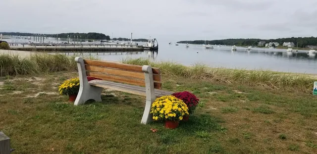 $285,999 | 3 1st Street, Bourne, MA 02559