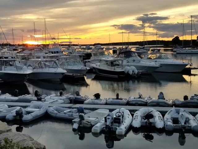 $285,999 | 3 1st Street, Bourne, MA 02559