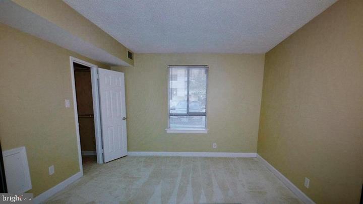 11651 Stoneview Square, Unit 2B Reston, VA 20191 - Photo 17 of 26 Gallery Image 17