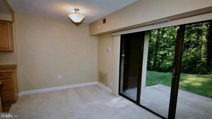 11651 Stoneview Square, Unit 2B Reston, VA 20191 - Photo 8 of 26 Gallery Image 8