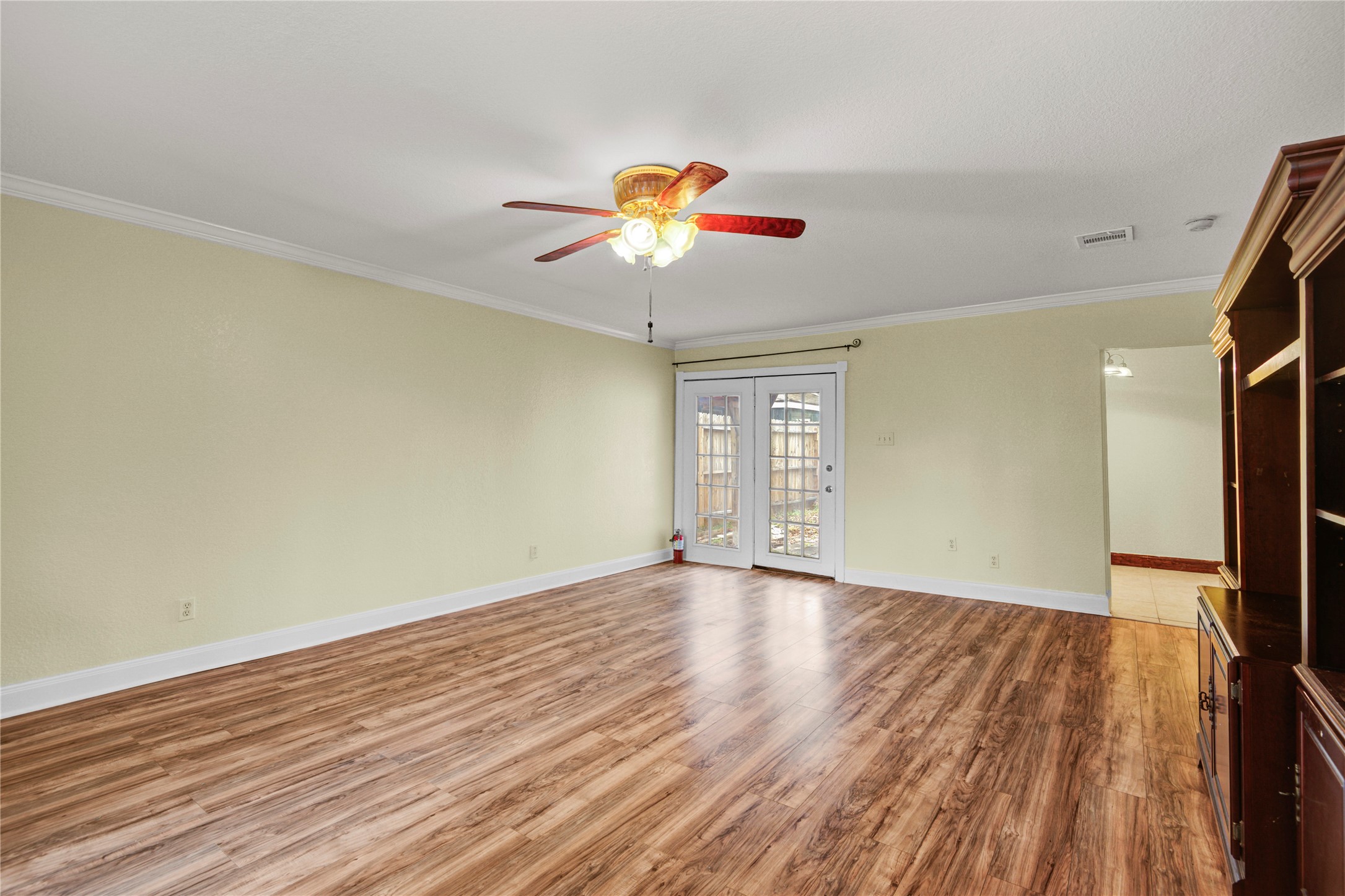 8565 Ridgepoint Drive Houston, TX 77055 - Photo 18 of 40