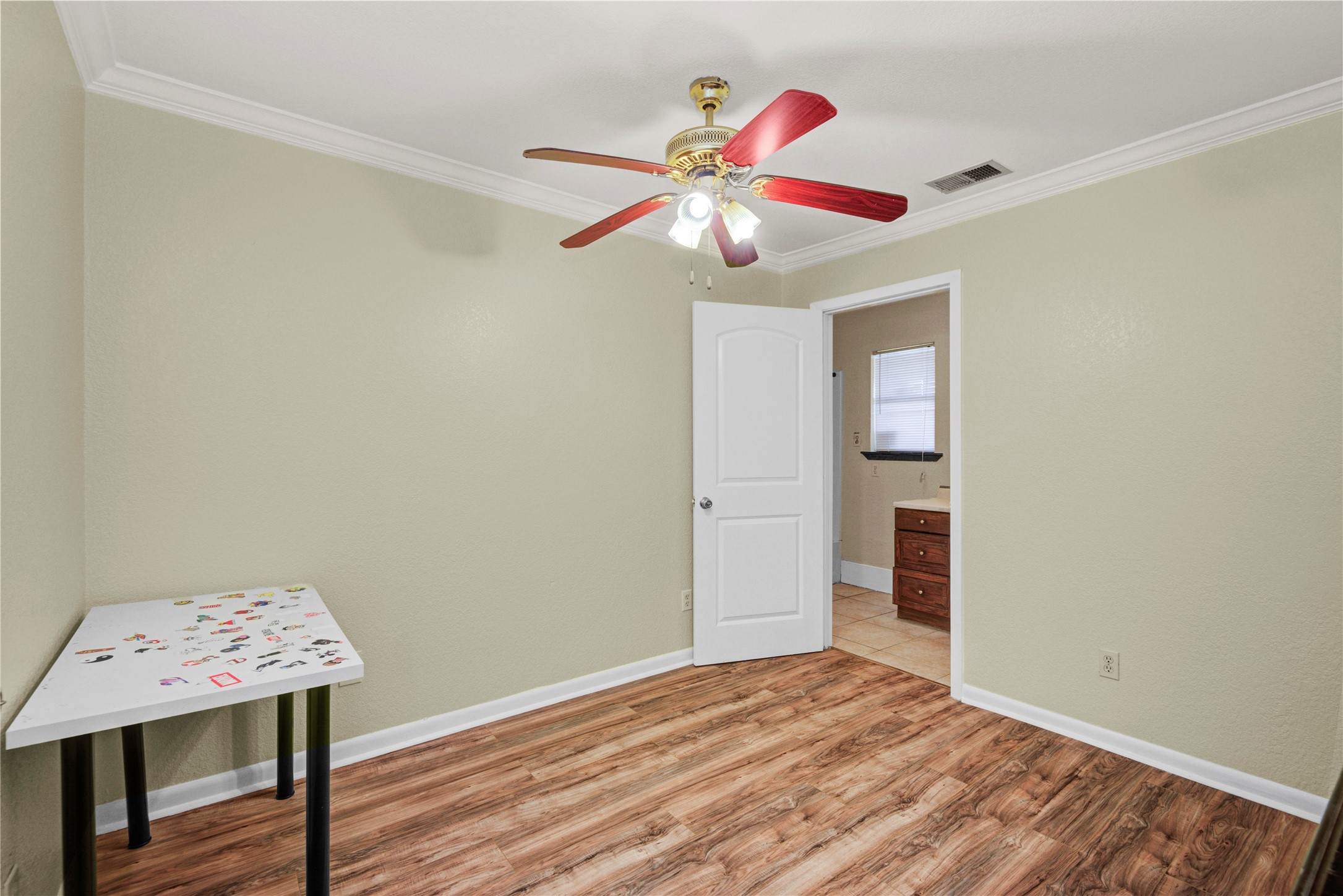 8565 Ridgepoint Drive Houston, TX 77055 - Photo 22 of 40