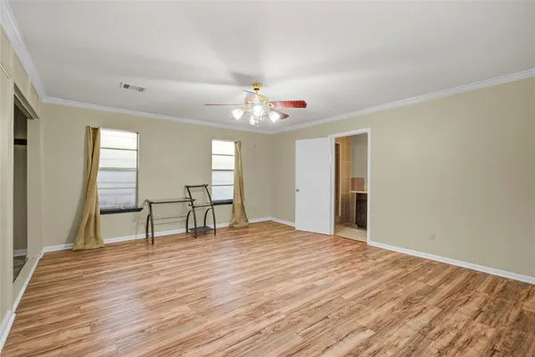 $2,600 | 8565 Ridgepoint Drive, Houston, TX 77055