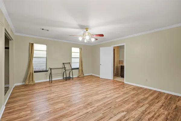 $2,600 | 8565 Ridgepoint Drive, Houston, TX 77055