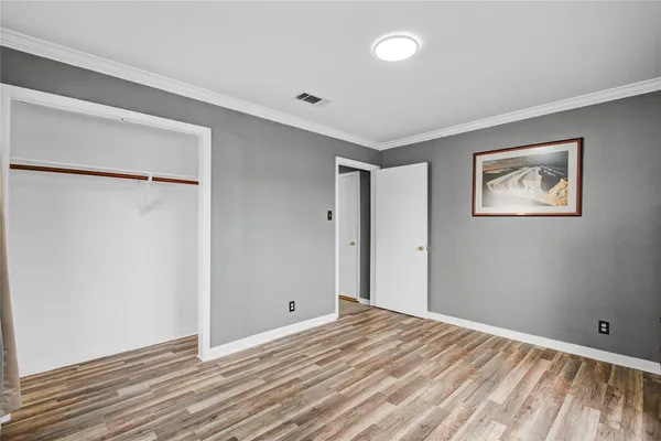 $2,600 | 8565 Ridgepoint Drive, Houston, TX 77055