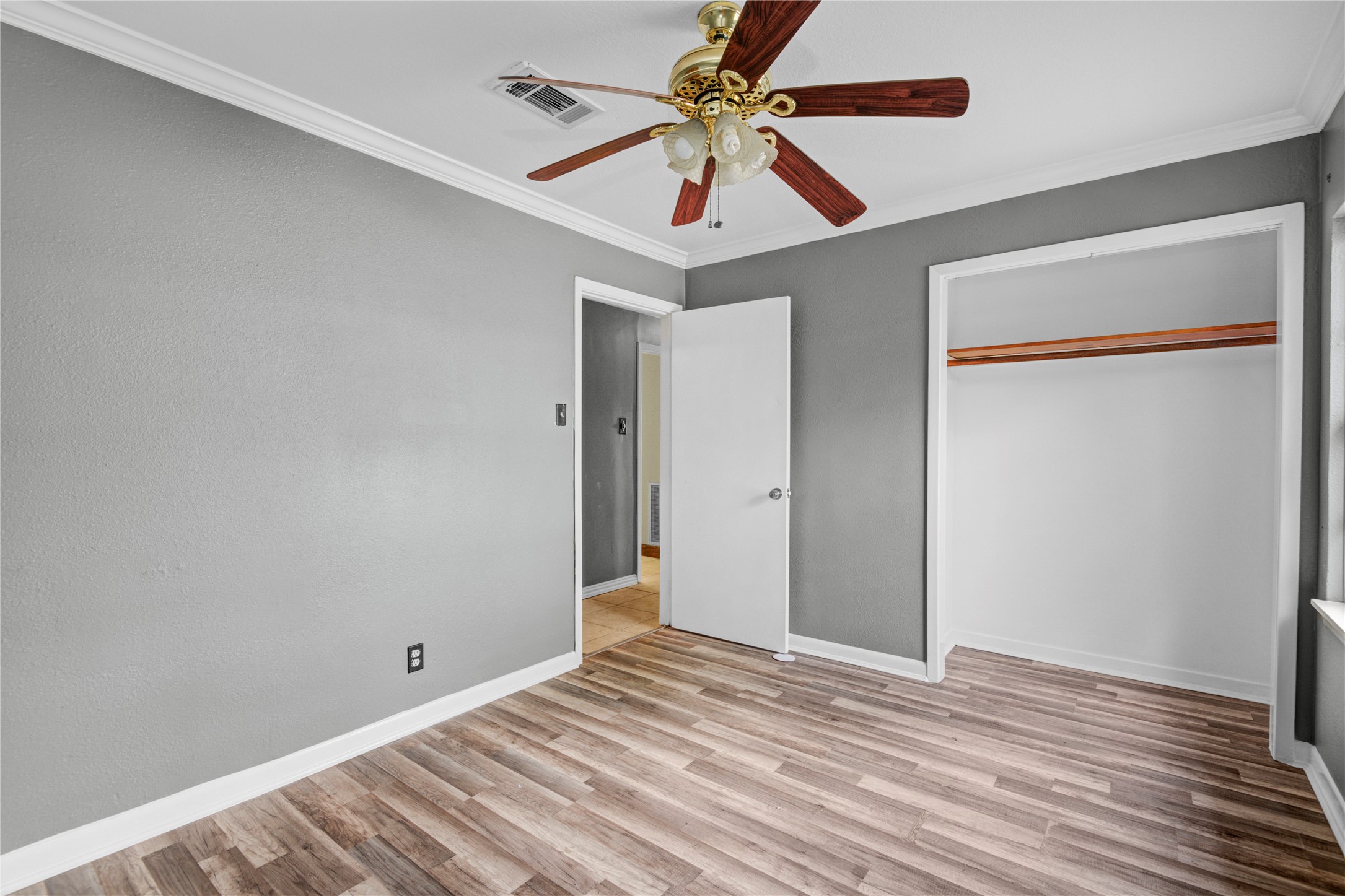 8565 Ridgepoint Drive Houston, TX 77055 - Photo 33 of 40