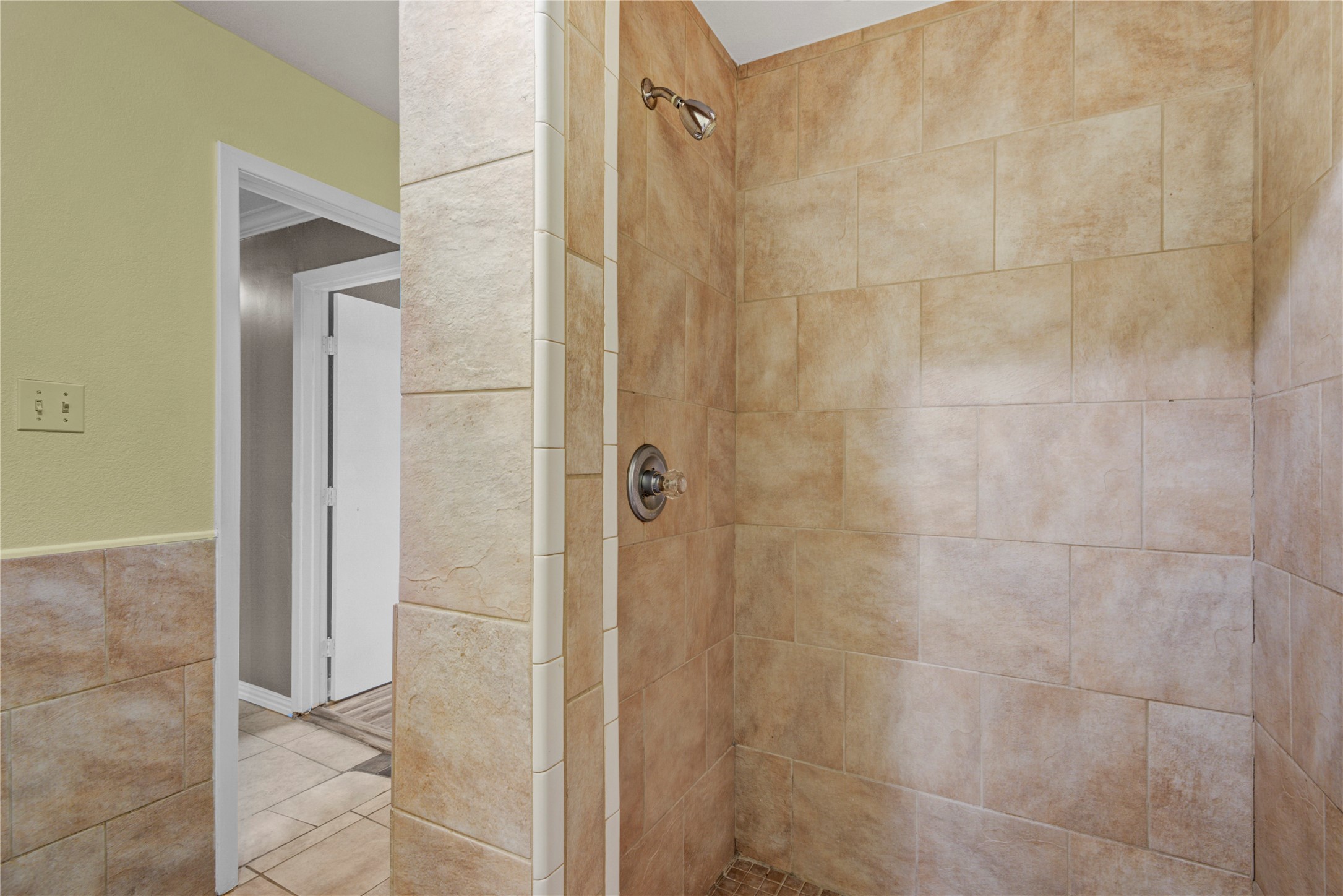 8565 Ridgepoint Drive Houston, TX 77055 - Photo 35 of 40