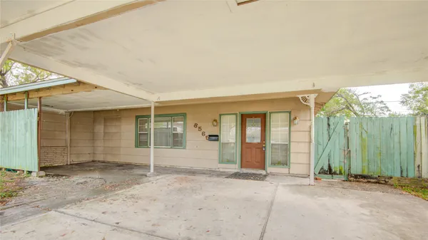 $2,600 | 8565 Ridgepoint Drive, Houston, TX 77055