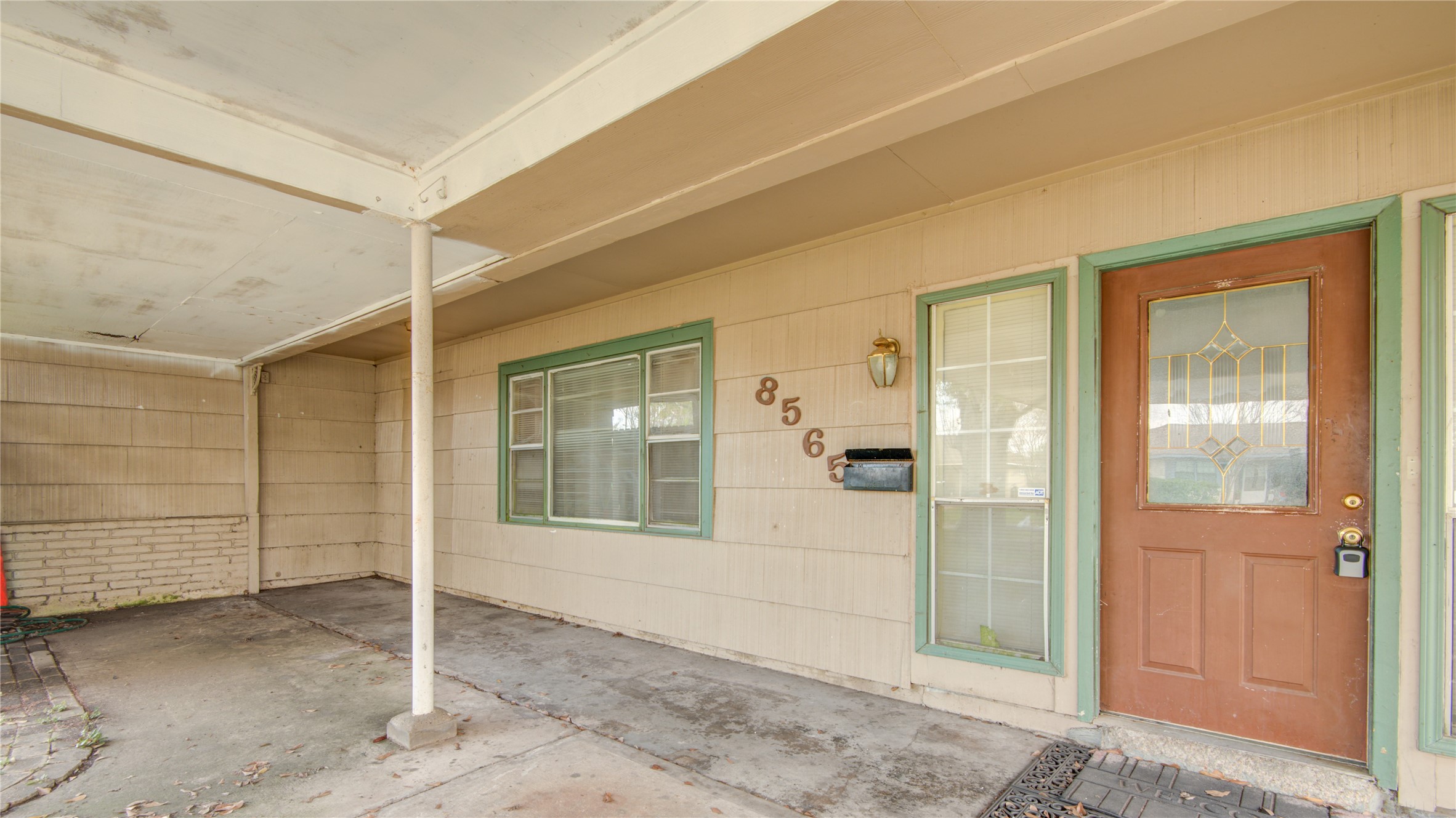 8565 Ridgepoint Drive Houston, TX 77055 - Photo 6 of 40