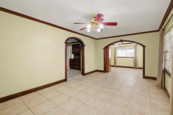 $2,600 | 8565 Ridgepoint Drive, Houston, TX 77055