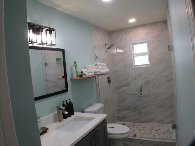 $1,700 | 516 Southeast 4th Terrace, Unit A, Cape Coral, FL 33990