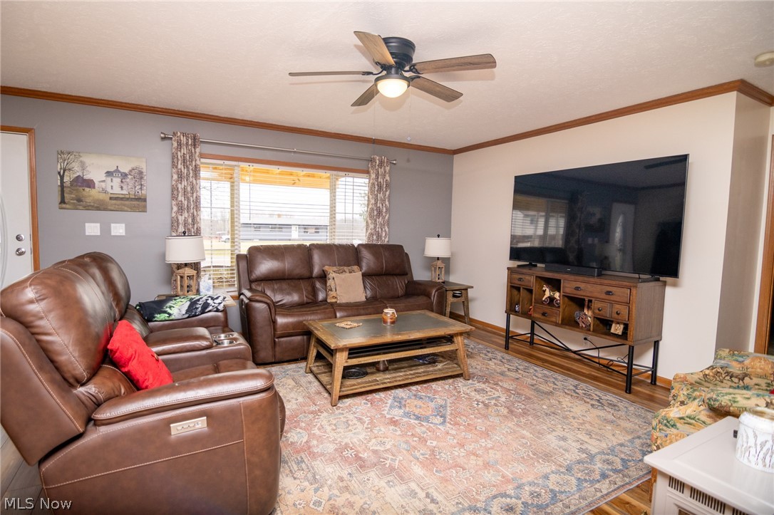 41152 Black Oak Road Flushing, OH 43977 - Photo 7 of 48