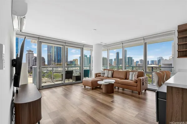 $5,000 | 1500 Rycroft Street, Unit 912R, Honolulu, HI 96814